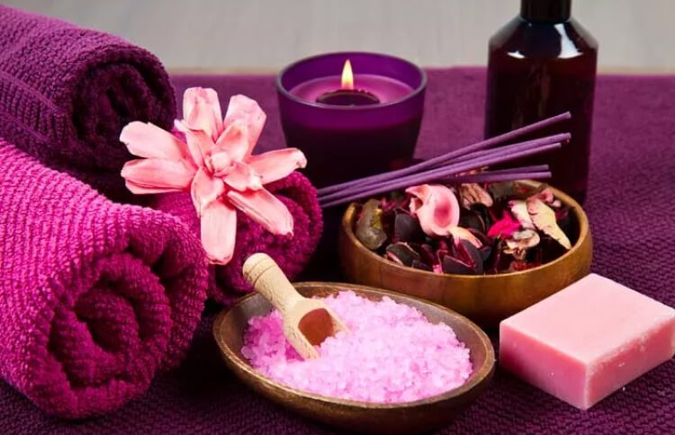 Natural body massage client rejuvenation